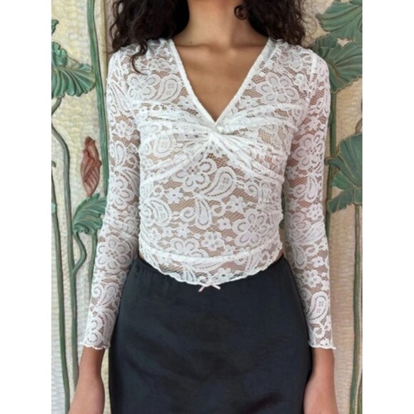 Lisa Says Gah Tops - Lisa Says Gah Cream Lace Twist-Front Long Sleeve Top Romantic Fairy Festival